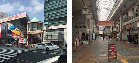 (2) 左前方の交差点を渡り、セントポルタ中央商店街アーケードに進みます。アーケードの中を出口まで直進します。